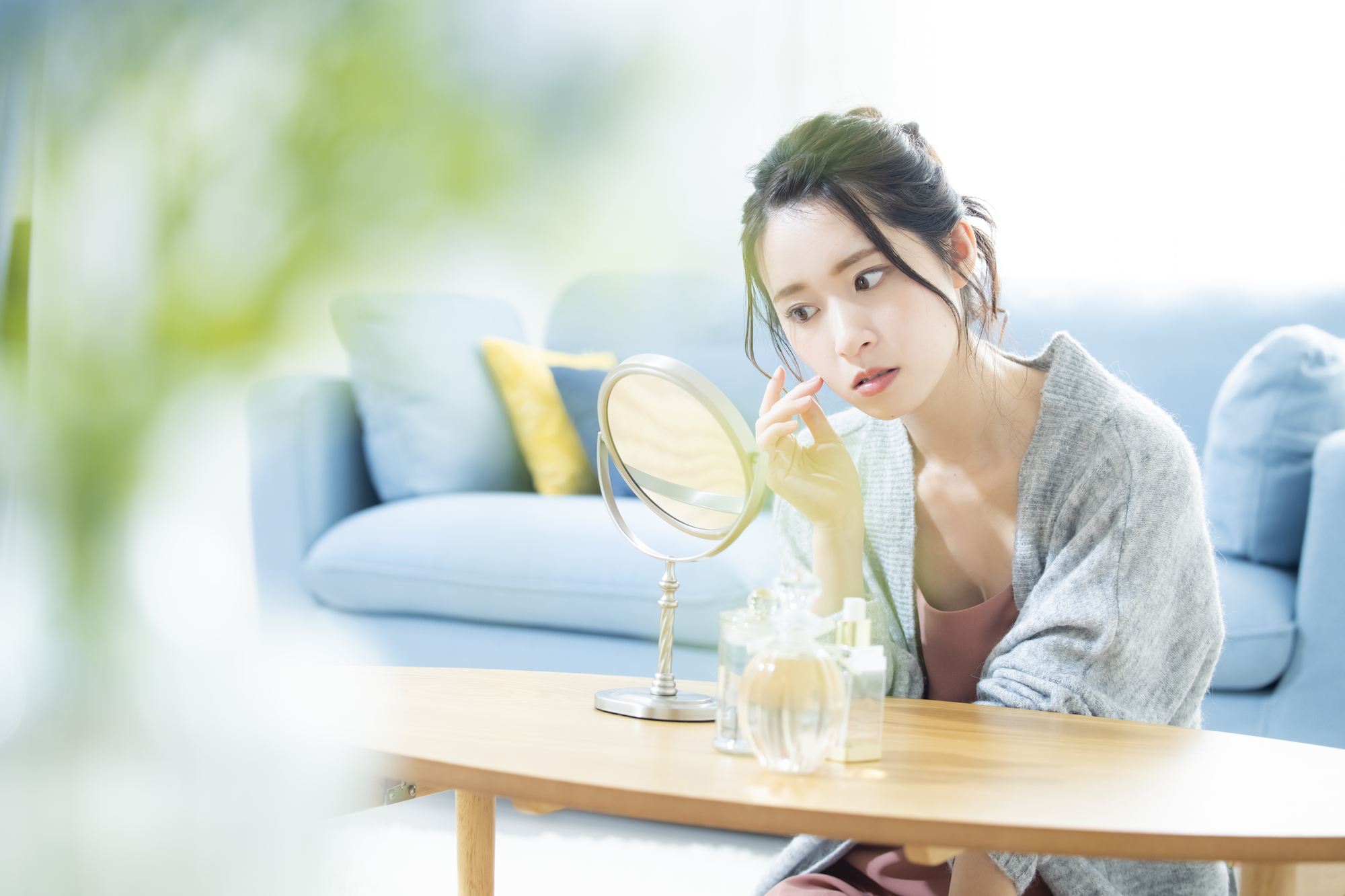 肌のハリがなくなる原因とは？