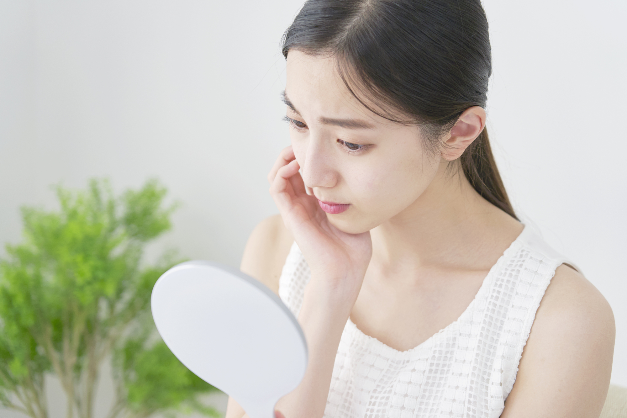 クレンジングで乾燥する主な原因とは?